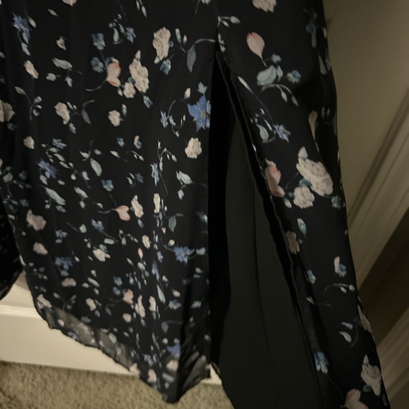 Aritzia Wilfred Genoa Chiffon Navy Blue Floral Midi Dress - Picture 4 of 6